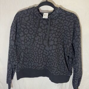 Nike Women's Cropped Hooded Training Sweatshirt Size Medium Cheetah Print Black